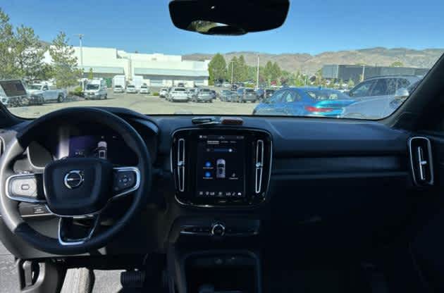 2023 Volvo XC40 Recharge Pure Electric Ultimate