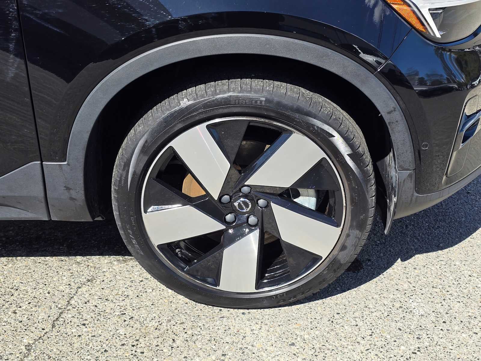 2023 Volvo XC40 Recharge Pure Electric Ultimate