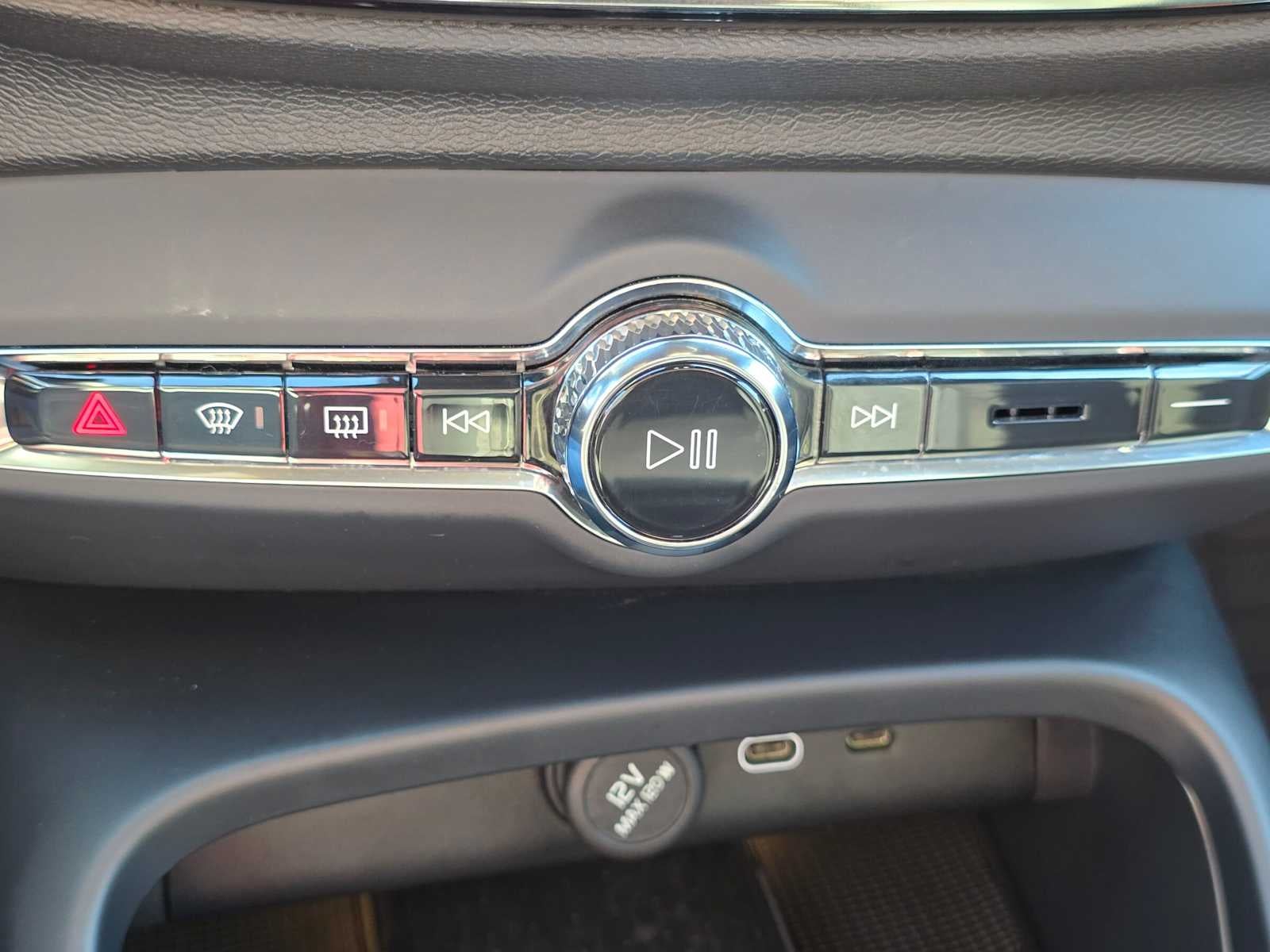 2023 Volvo XC40 Recharge Pure Electric Ultimate