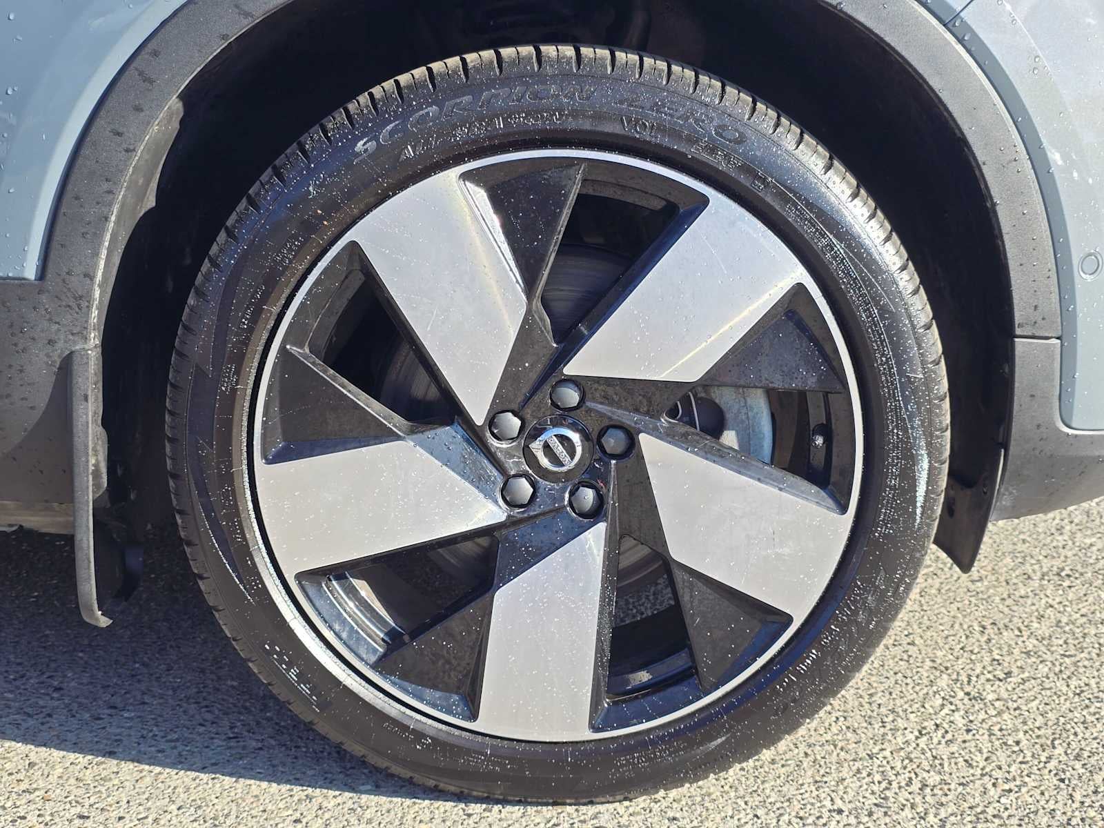 2023 Volvo XC40 Recharge Pure Electric Ultimate