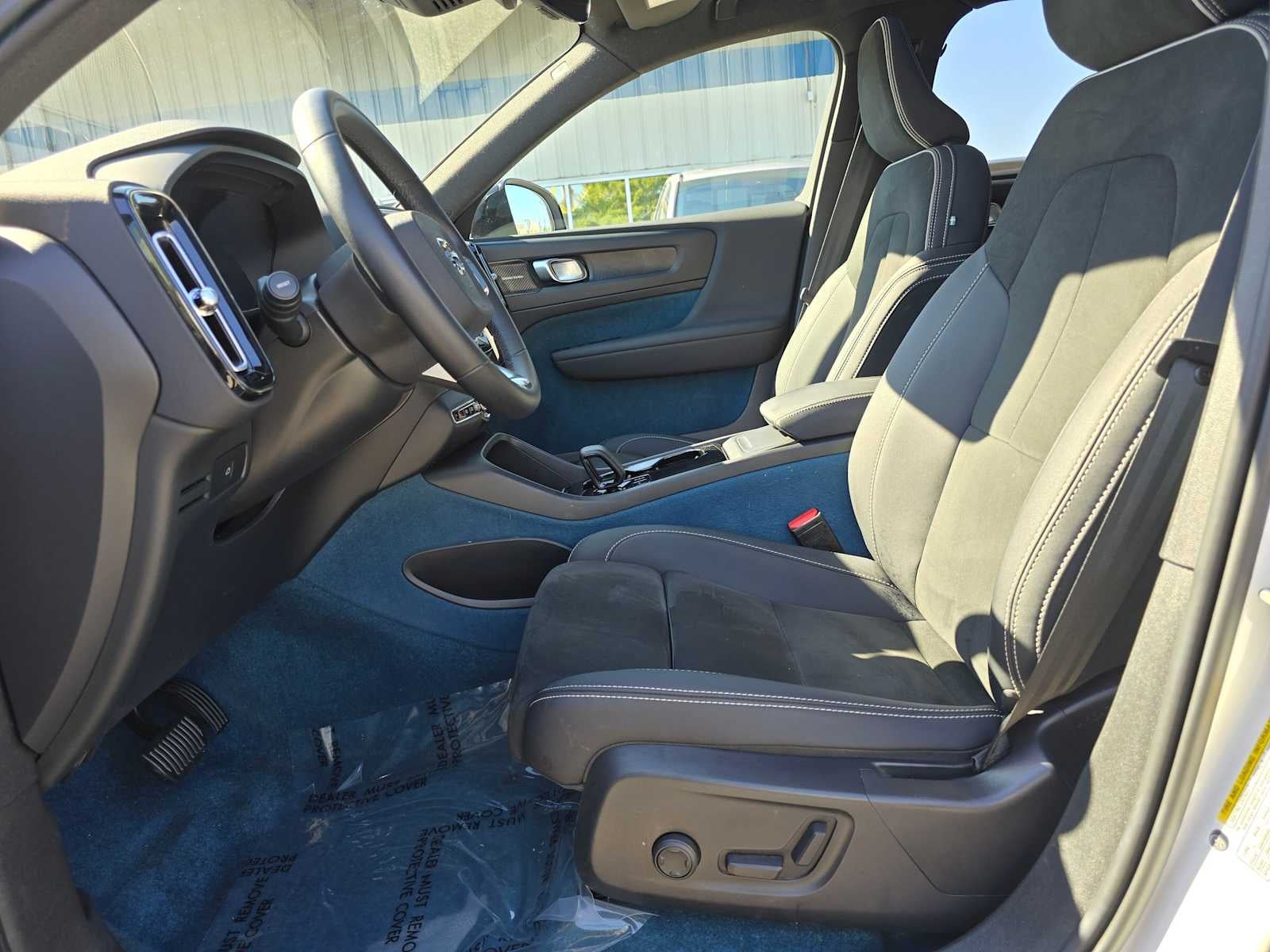 2023 Volvo XC40 Recharge Pure Electric Ultimate