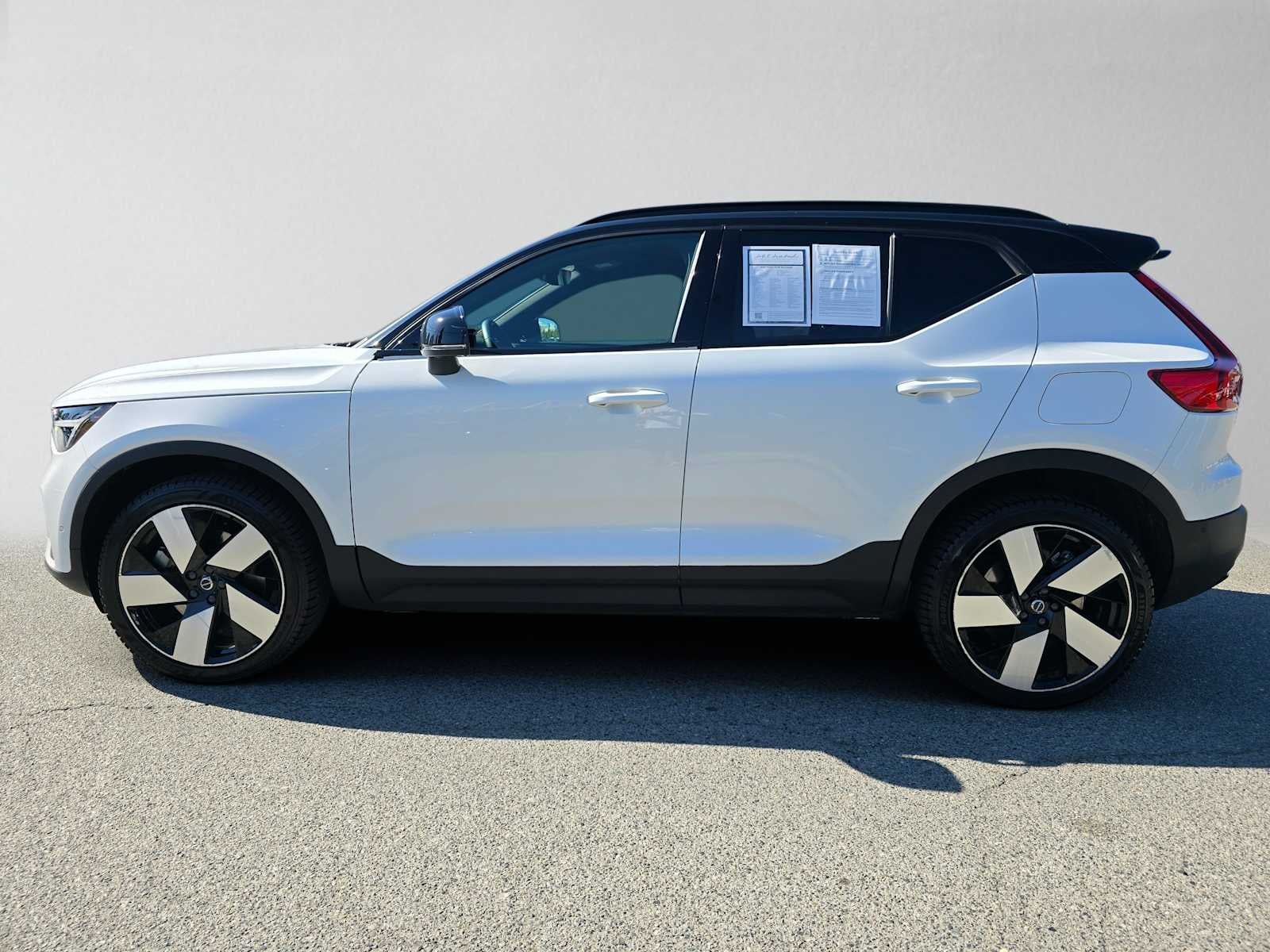 2023 Volvo XC40 Recharge Pure Electric Ultimate