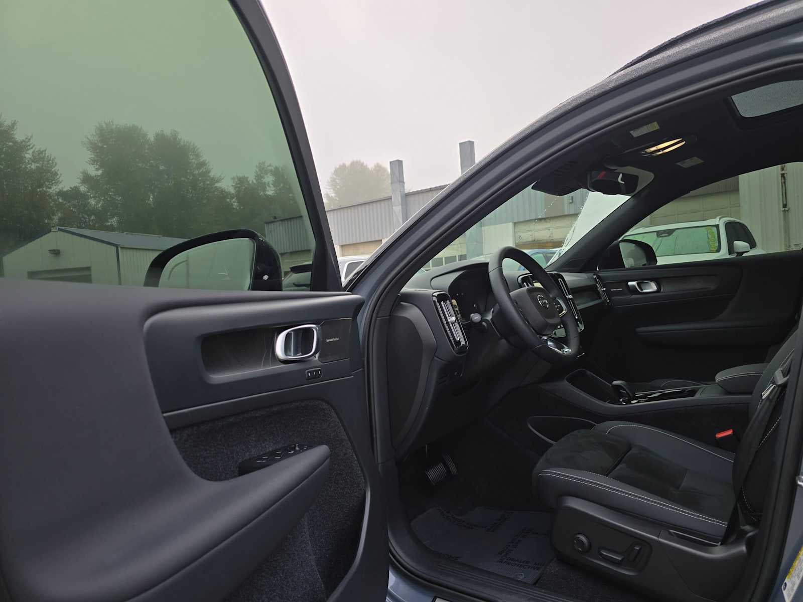 2023 Volvo XC40 Recharge Pure Electric Ultimate