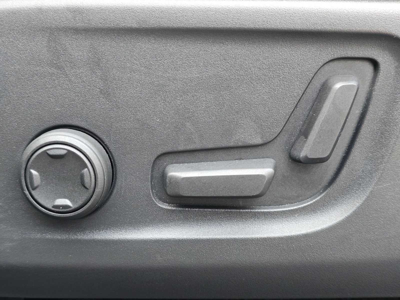 2023 Volvo XC40 Recharge Pure Electric Ultimate