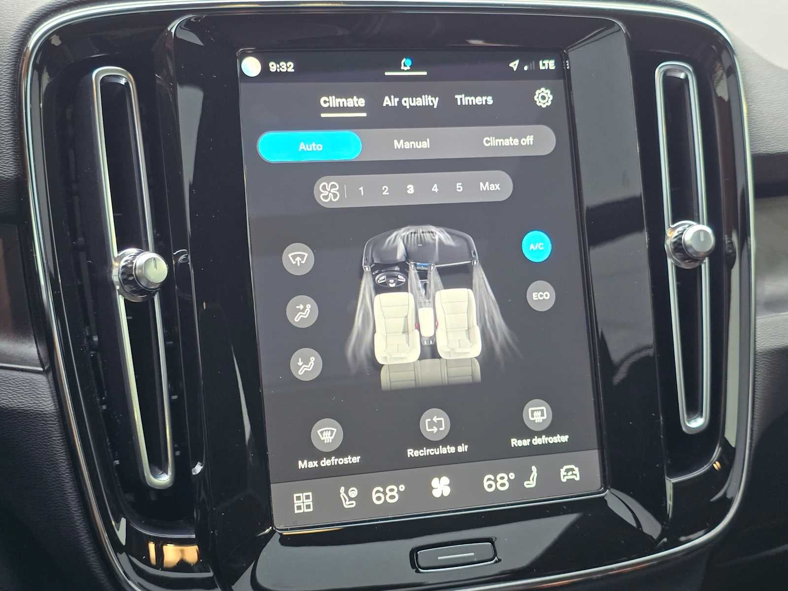 2023 Volvo XC40 Recharge Pure Electric Ultimate