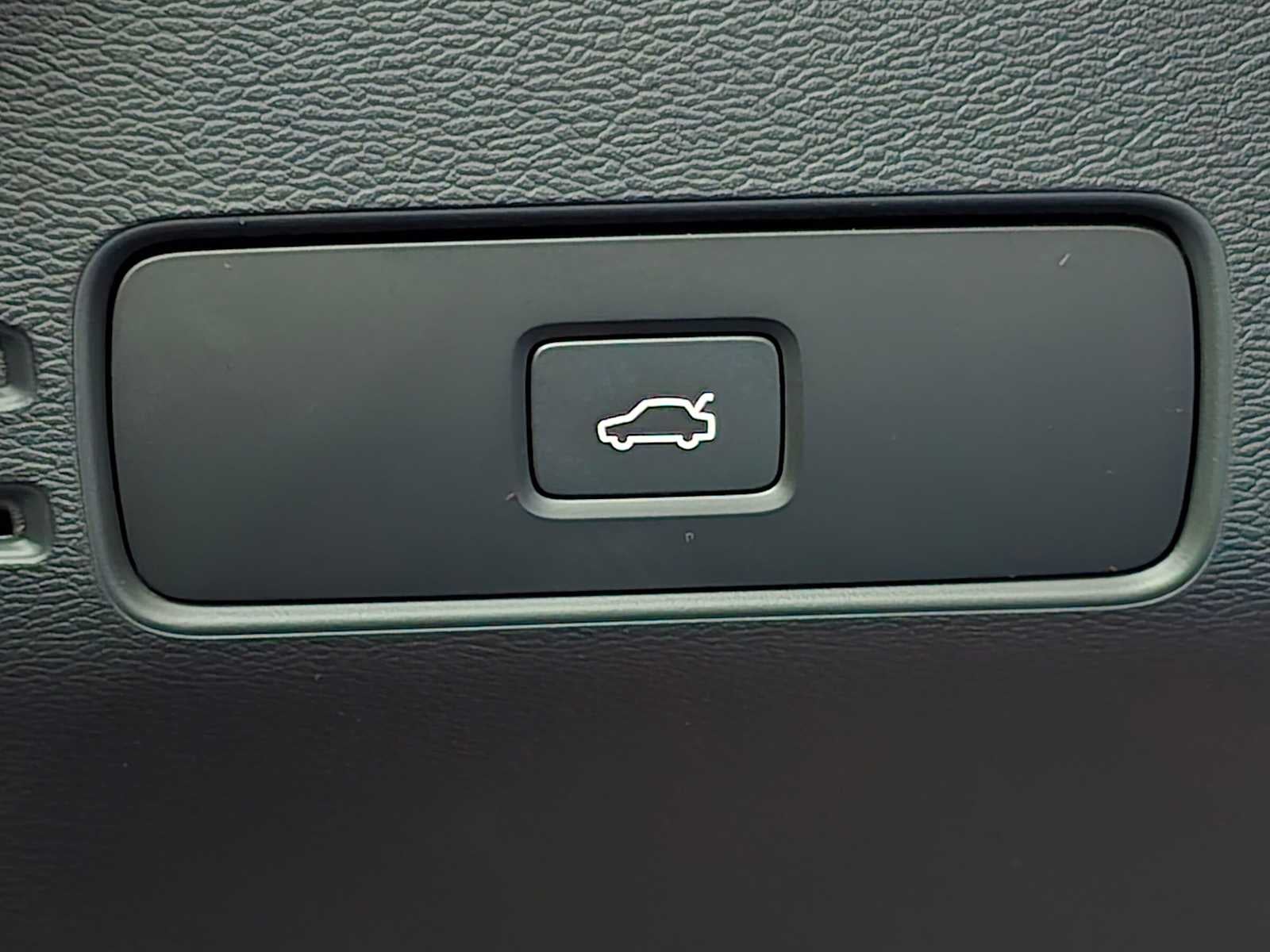 2023 Volvo XC40 Recharge Pure Electric Ultimate