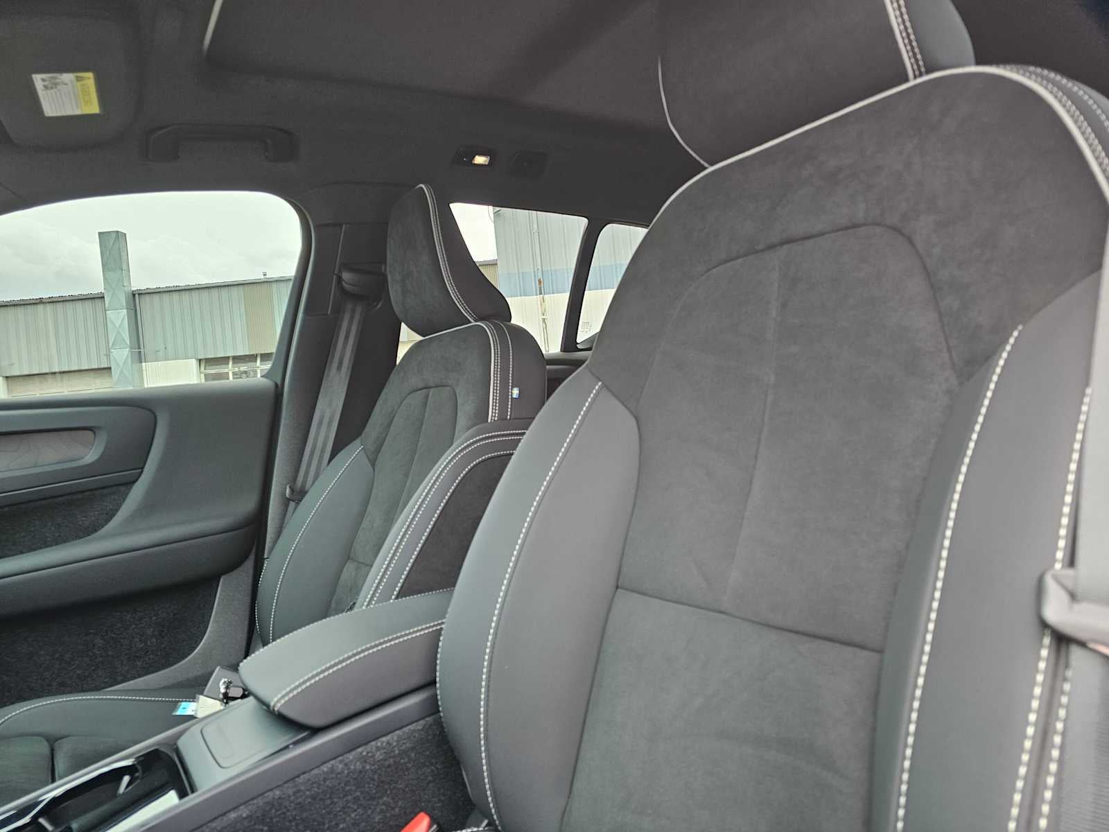 2023 Volvo XC40 Recharge Pure Electric Ultimate