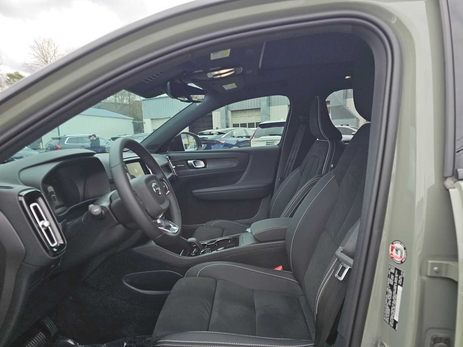 2023 Volvo XC40 Recharge Pure Electric Ultimate