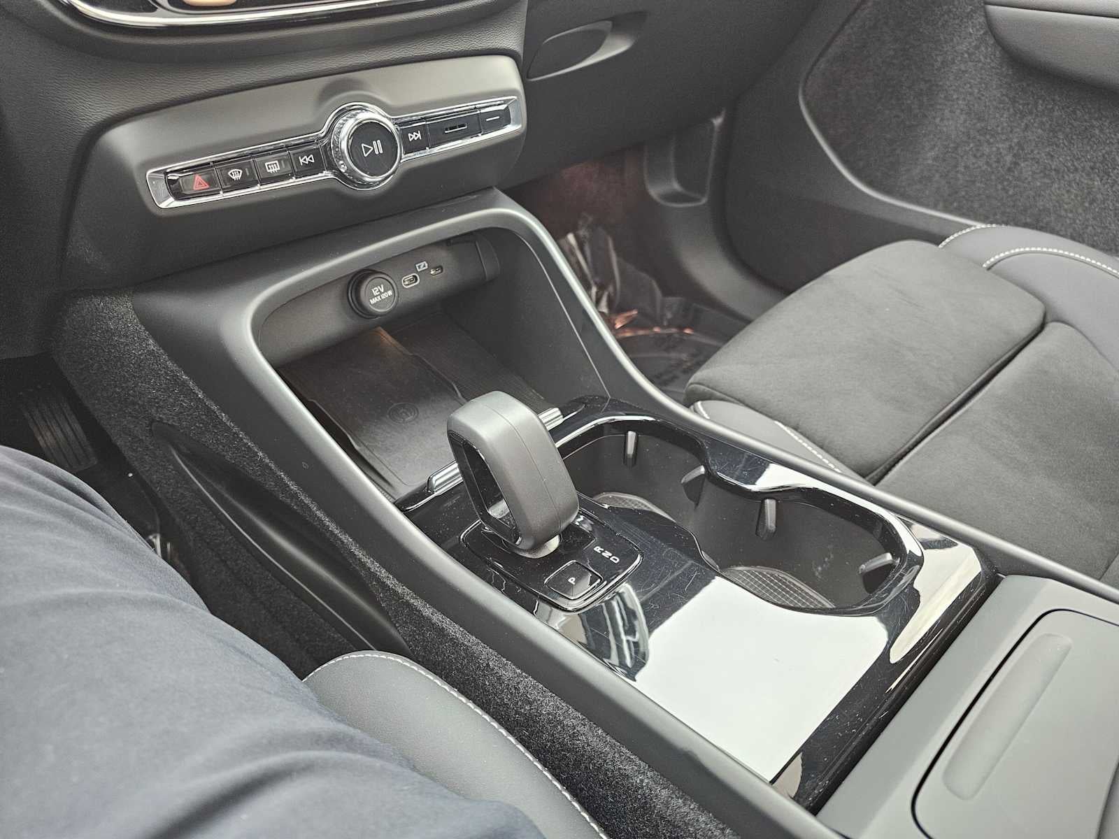 2023 Volvo XC40 Recharge Pure Electric Ultimate