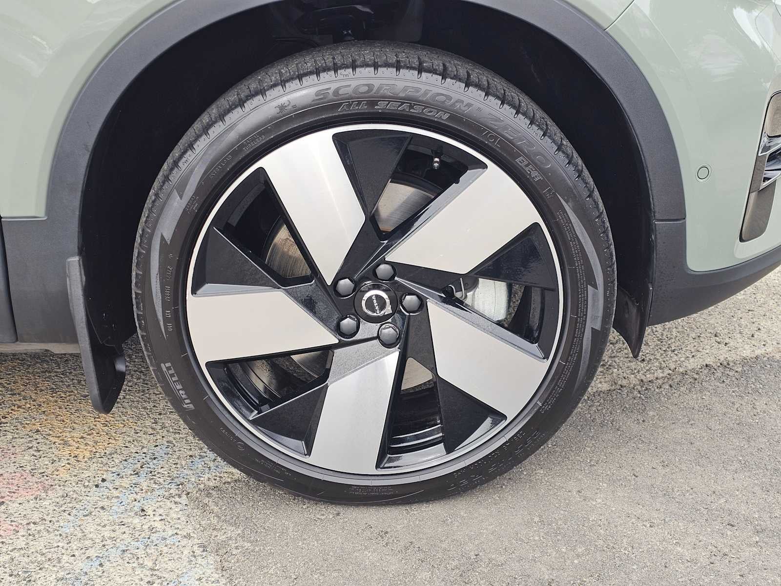 2023 Volvo XC40 Recharge Pure Electric Ultimate