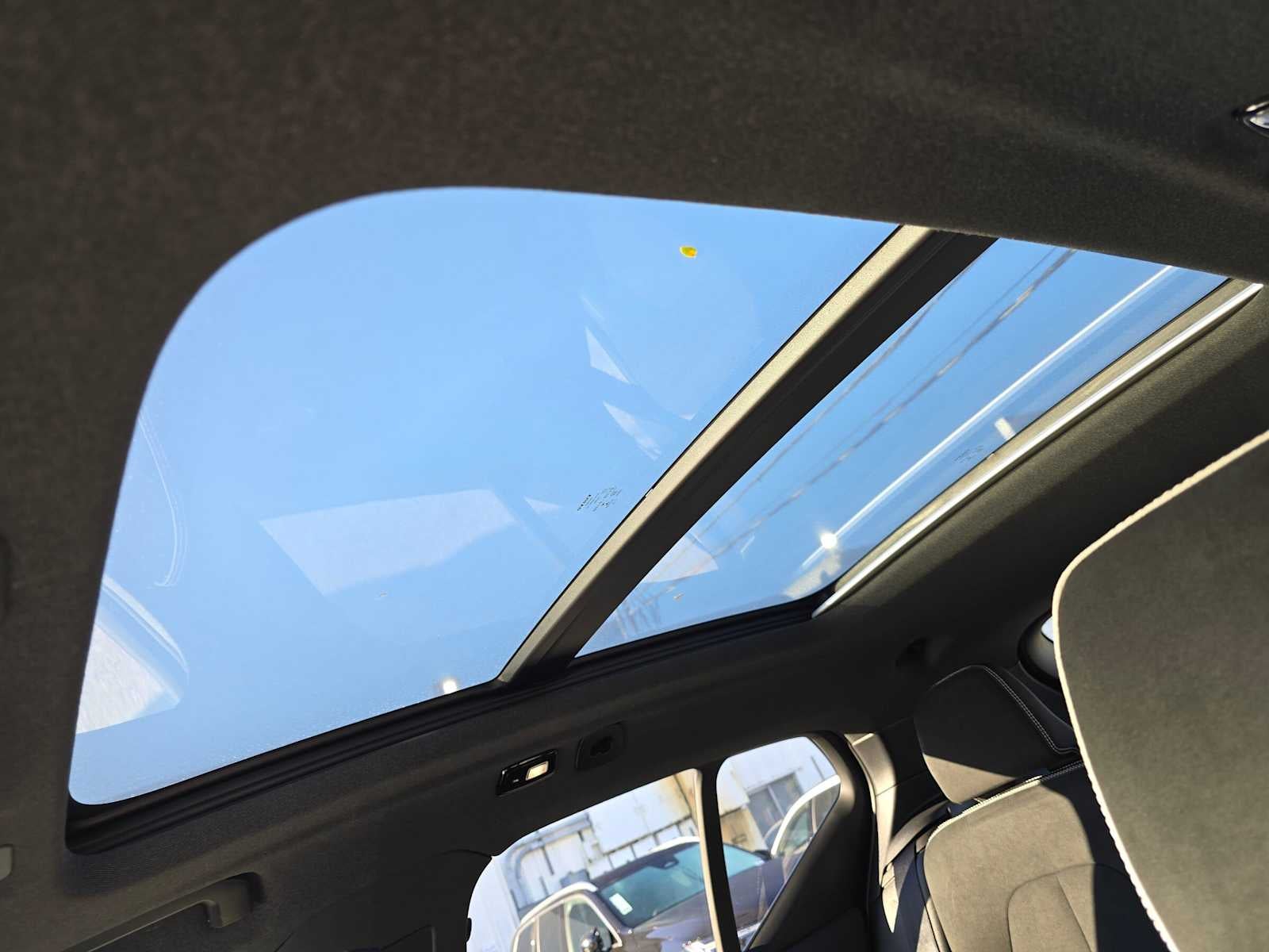 2023 Volvo XC40 Recharge Pure Electric Ultimate