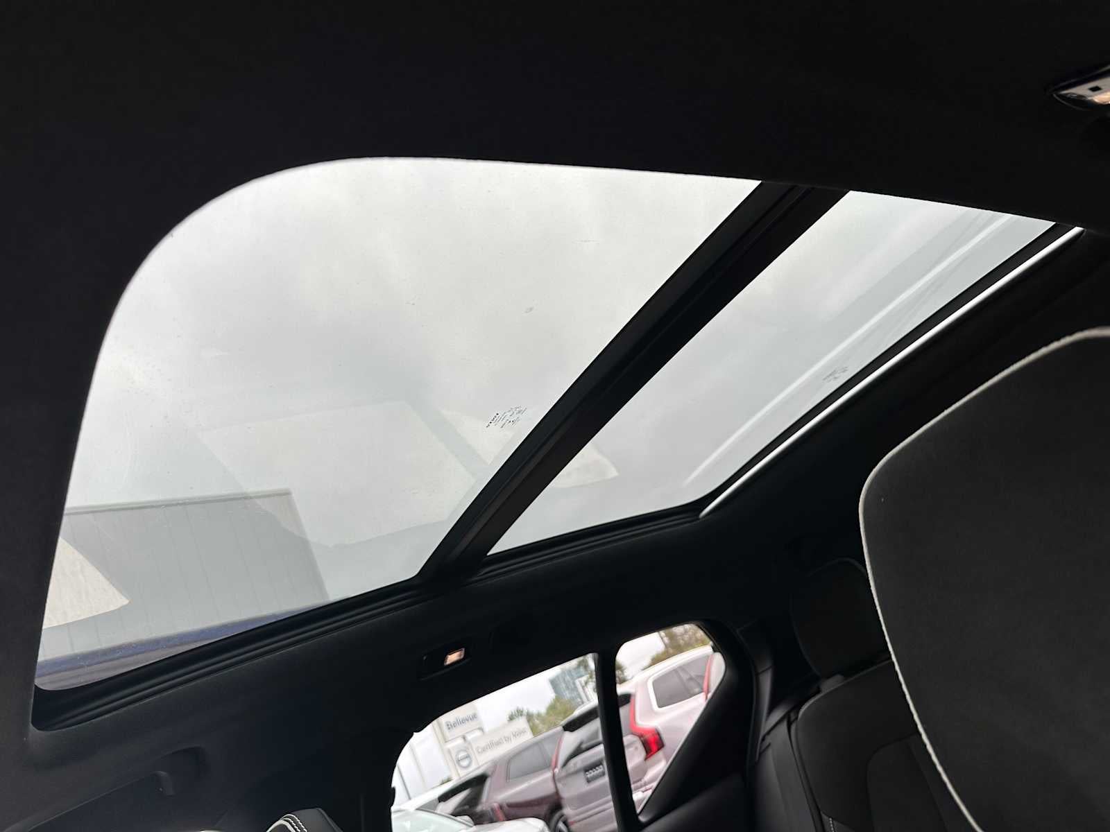 2023 Volvo XC40 Recharge Pure Electric Ultimate