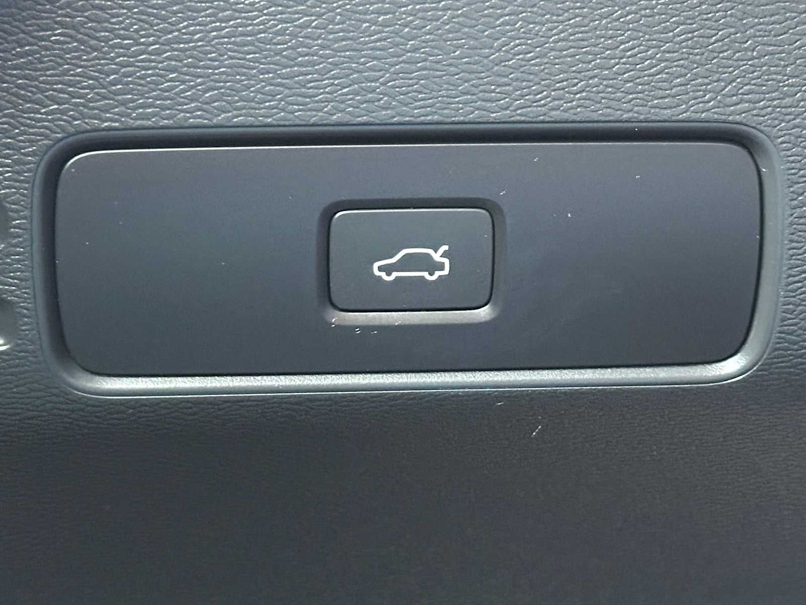 2023 Volvo XC40 Recharge Pure Electric Ultimate