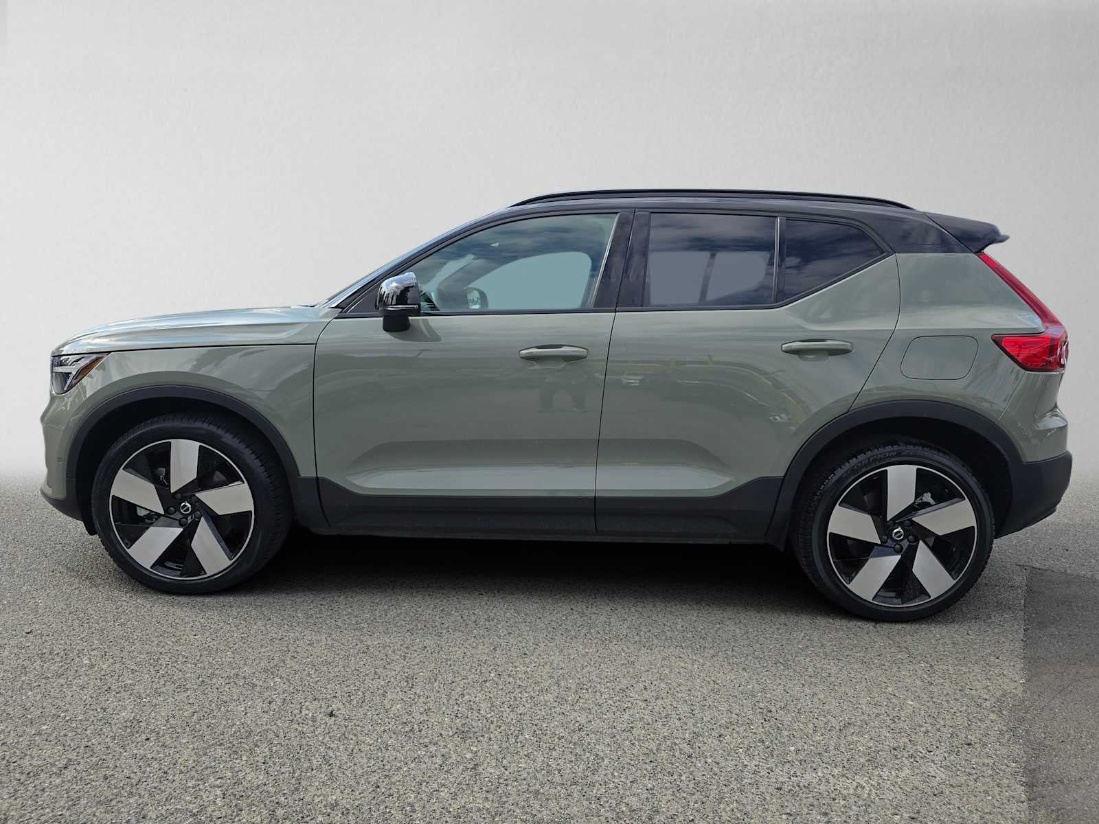 2023 Volvo XC40 Recharge Pure Electric Ultimate