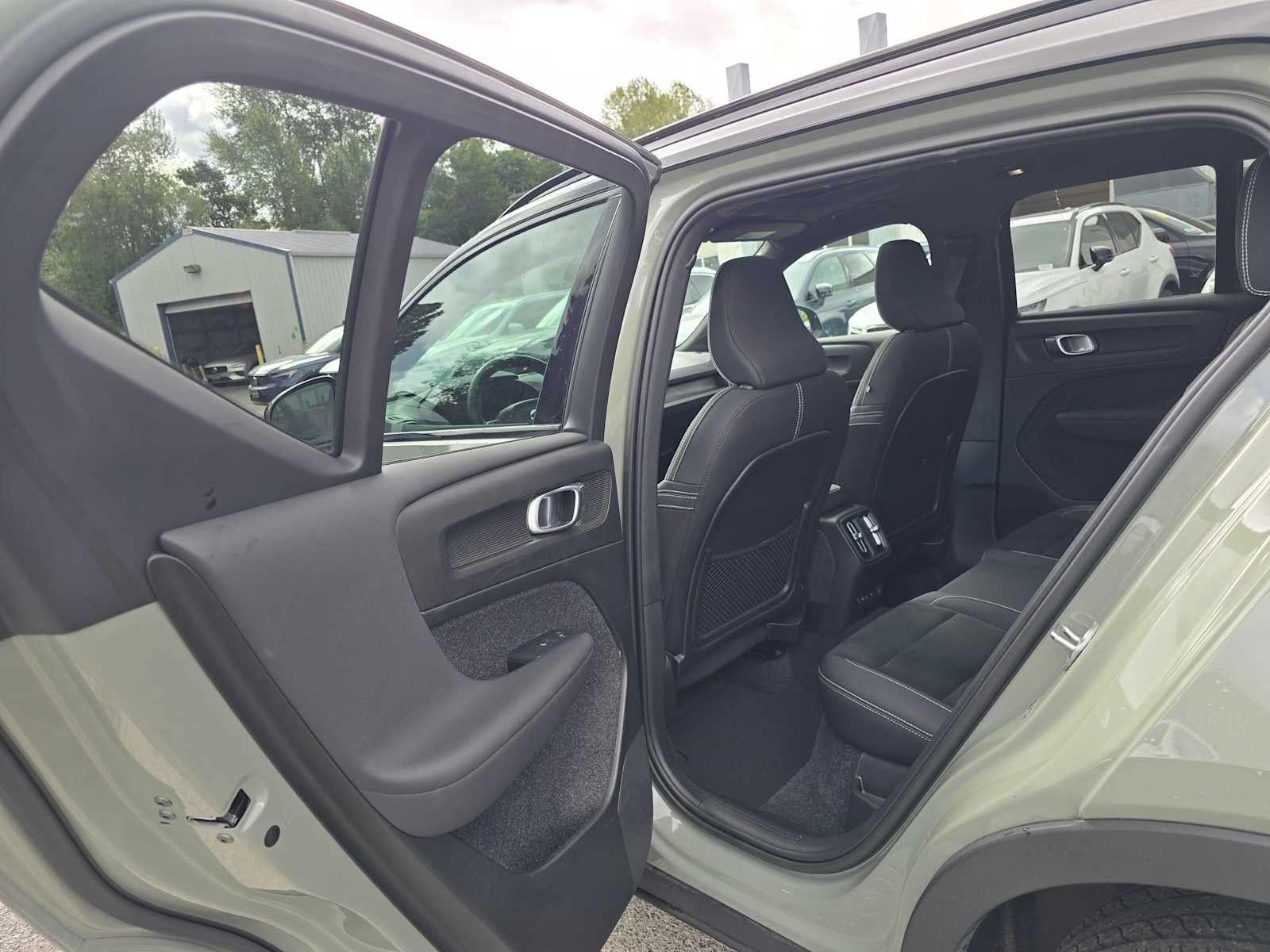 2023 Volvo XC40 Recharge Pure Electric Plus