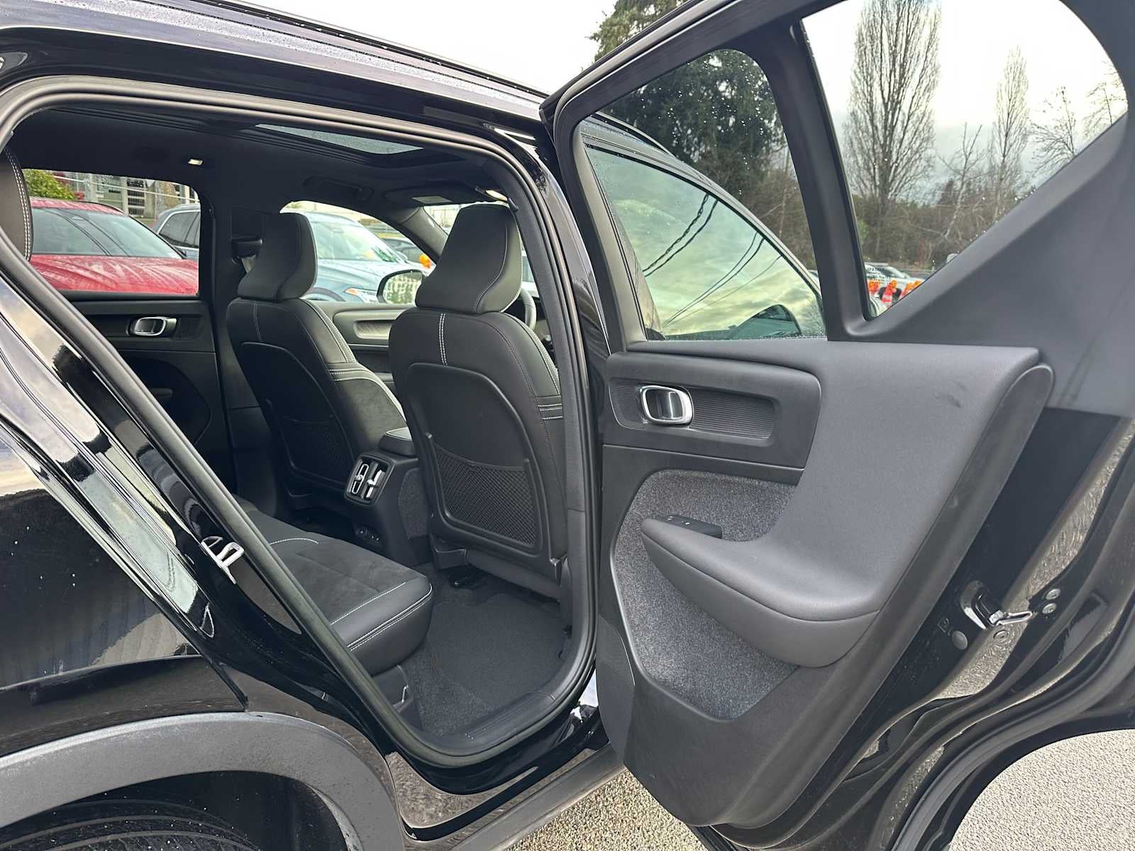 2023 Volvo XC40 Recharge Pure Electric Plus