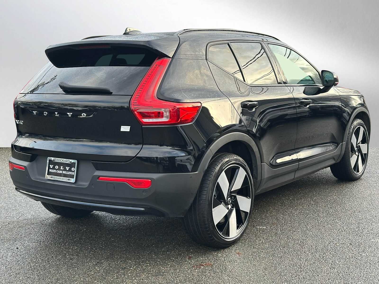 2023 Volvo XC40 Recharge Pure Electric Plus