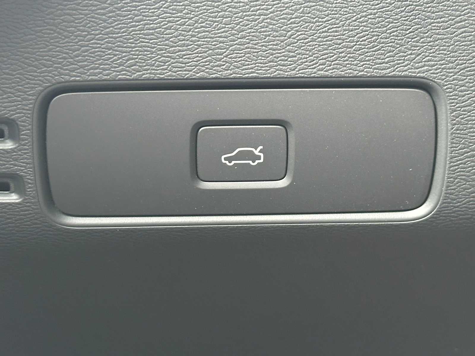 2023 Volvo XC40 Recharge Pure Electric Plus