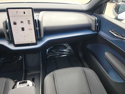 2025 Volvo EX30 Plus