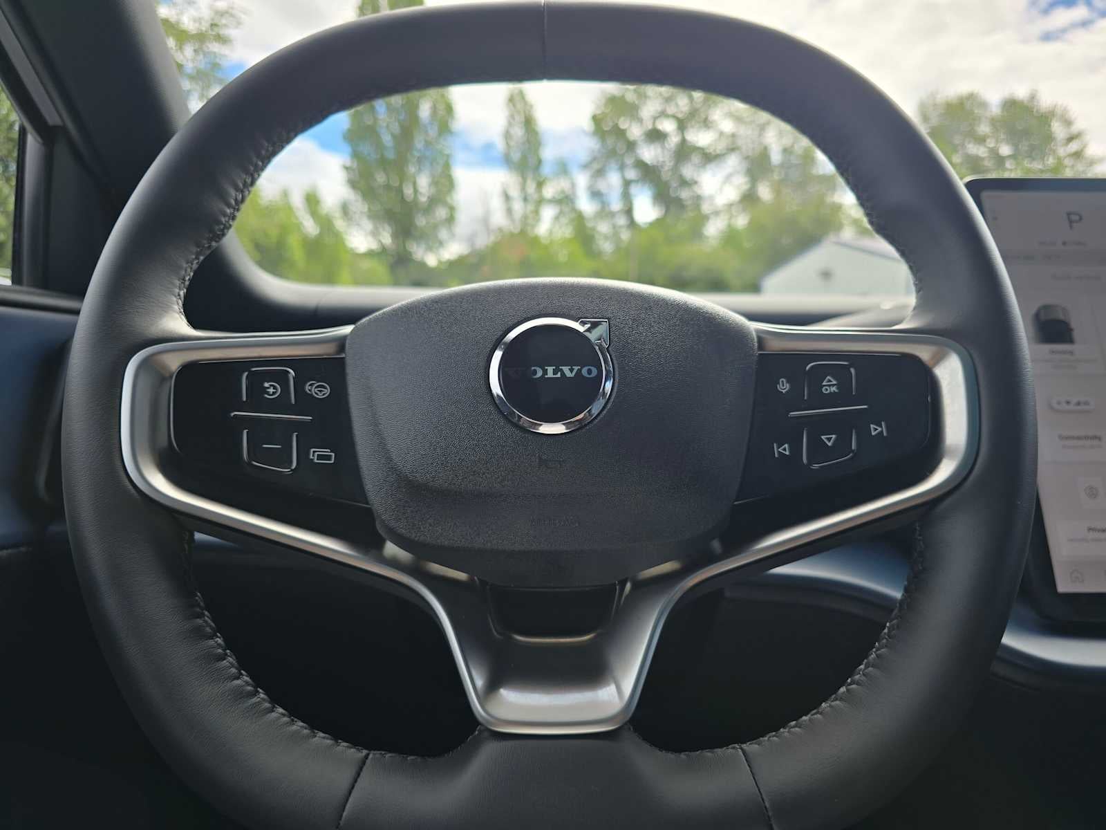 2025 Volvo EX30 Plus