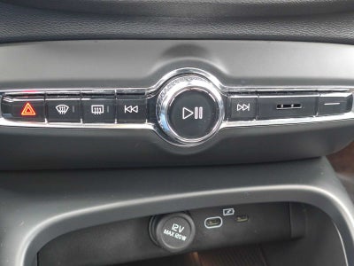 2024 Volvo XC40 Recharge Pure Electric Plus