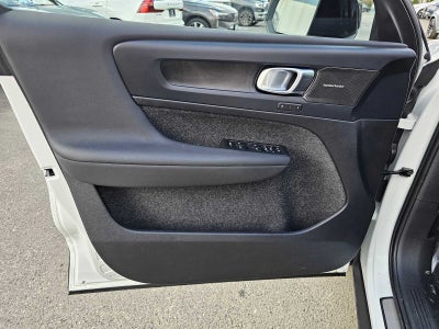 2024 Volvo XC40 Recharge Pure Electric Ultimate