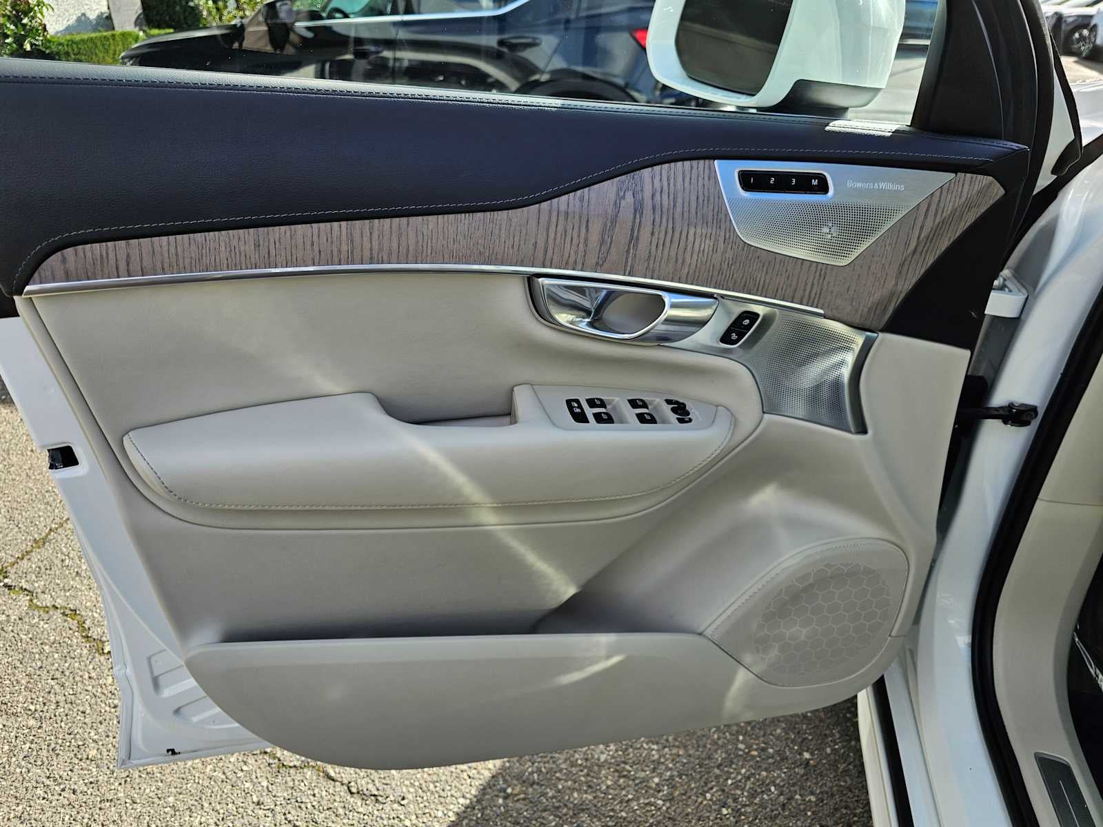 2023 Volvo XC90 Recharge Plug-In Hybrid Ultimate