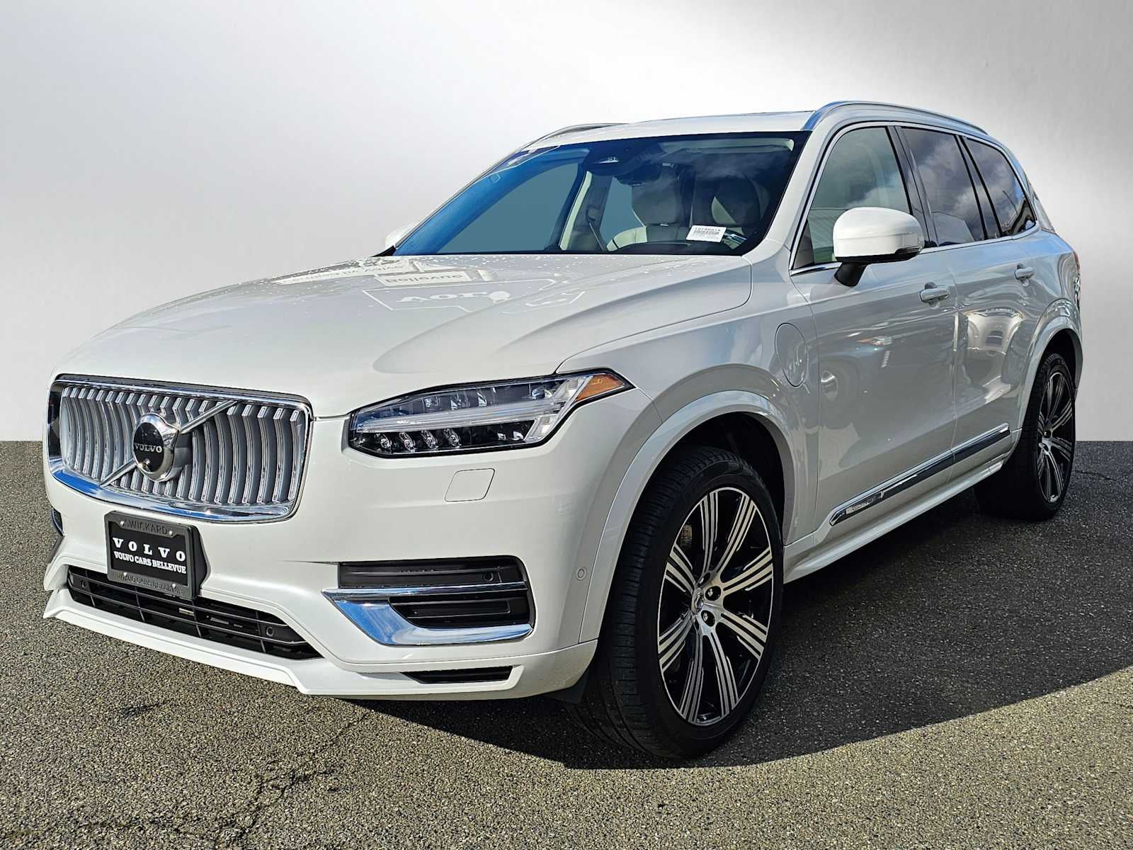 2023 Volvo XC90 Recharge Plug-In Hybrid Ultimate