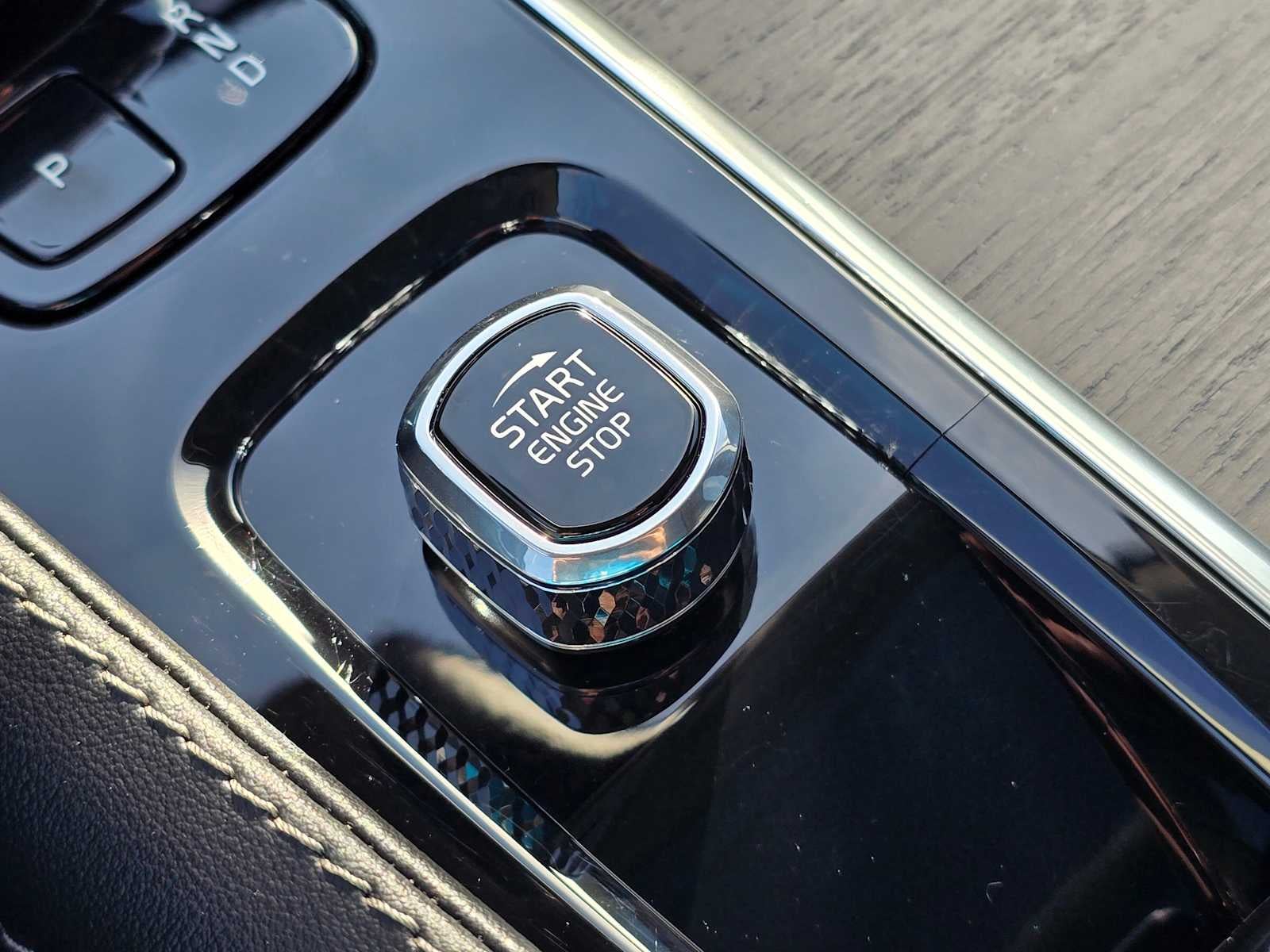 2023 Volvo XC90 Recharge Plug-In Hybrid Ultimate