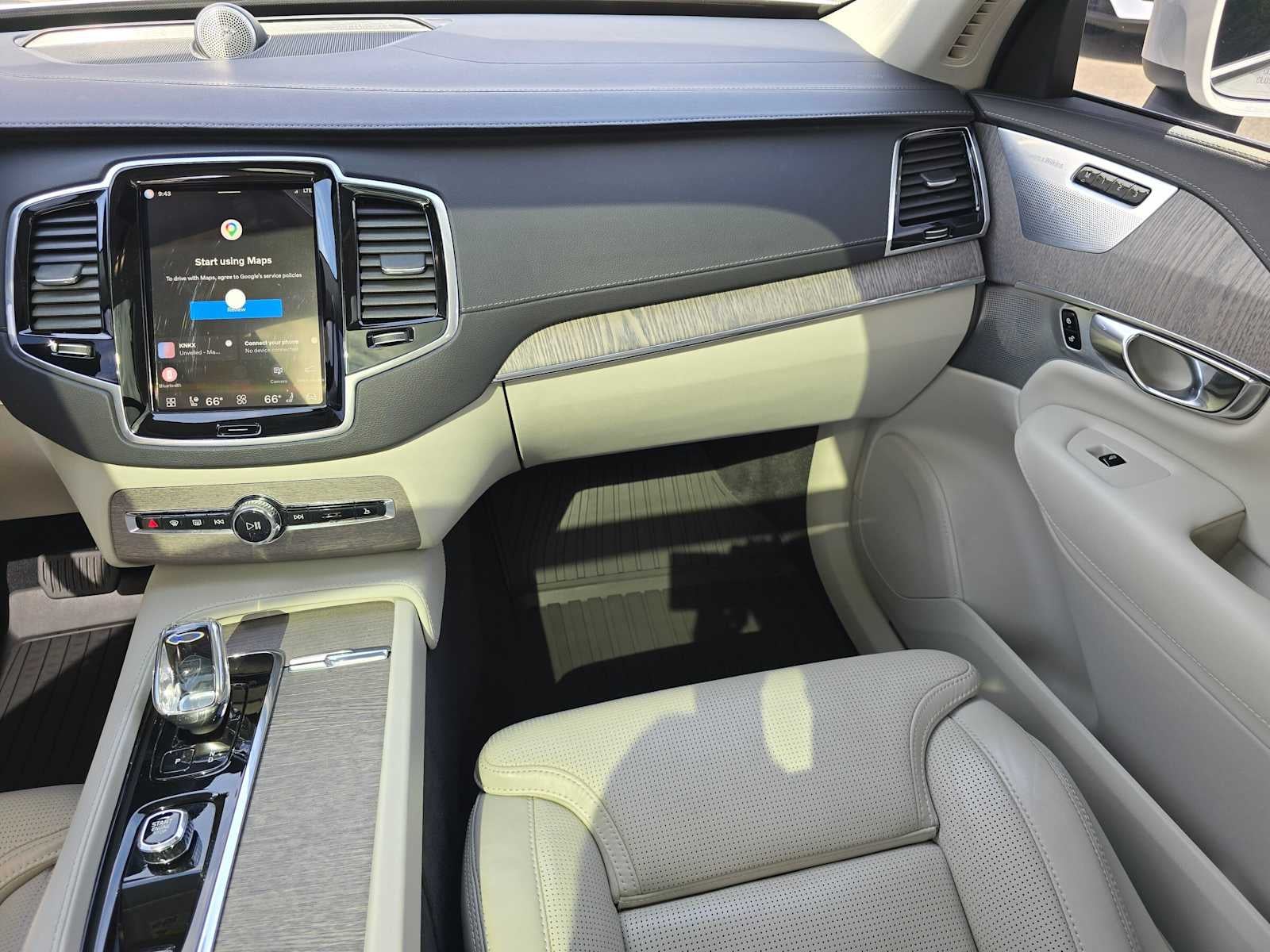 2023 Volvo XC90 Recharge Plug-In Hybrid Ultimate