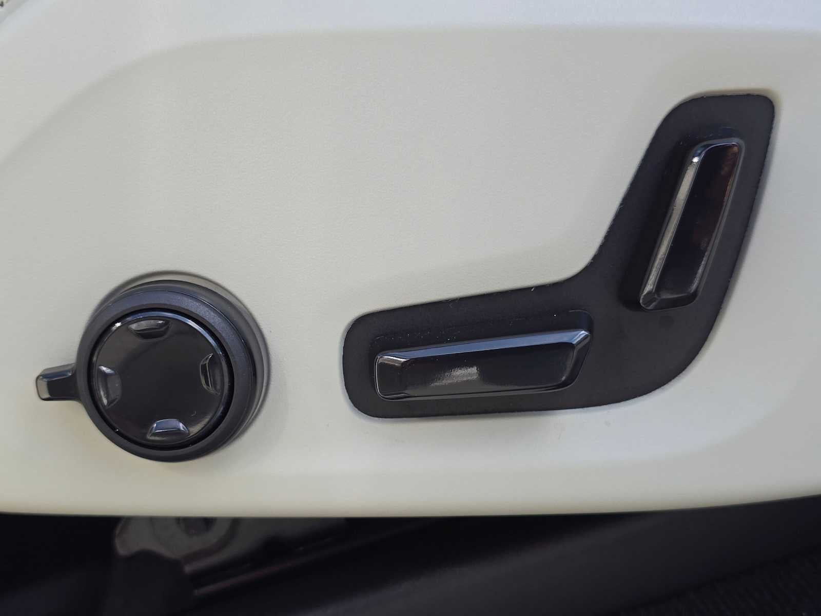 2023 Volvo XC90 Recharge Plug-In Hybrid Ultimate