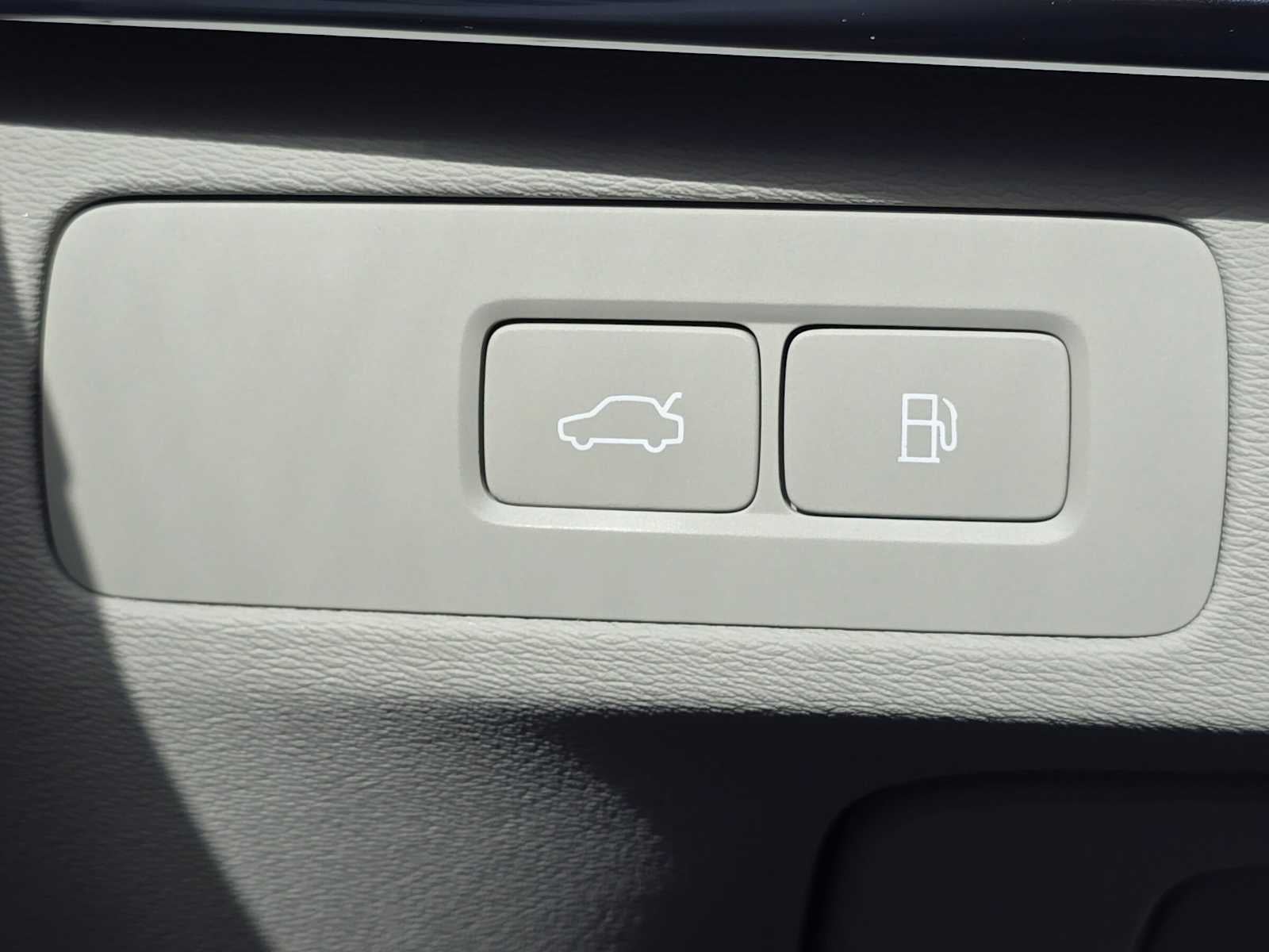 2023 Volvo XC90 Recharge Plug-In Hybrid Ultimate