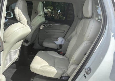 2023 Volvo XC90 Recharge Plug-In Hybrid Ultimate