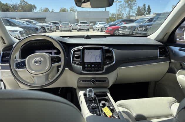 2023 Volvo XC90 Recharge Plug-In Hybrid Ultimate