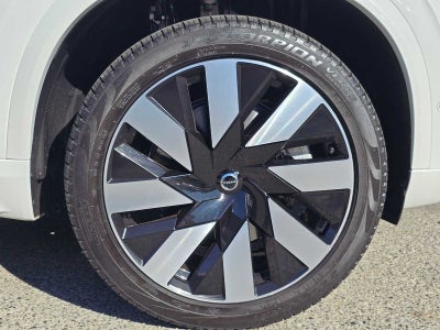 2023 Volvo XC90 Recharge Plug-In Hybrid Ultimate