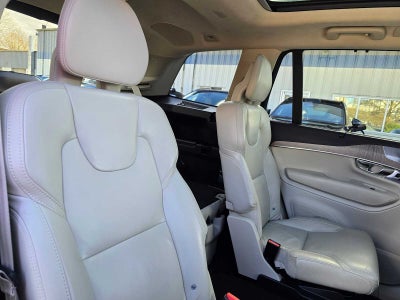 2023 Volvo XC90 Recharge Plug-In Hybrid Ultimate