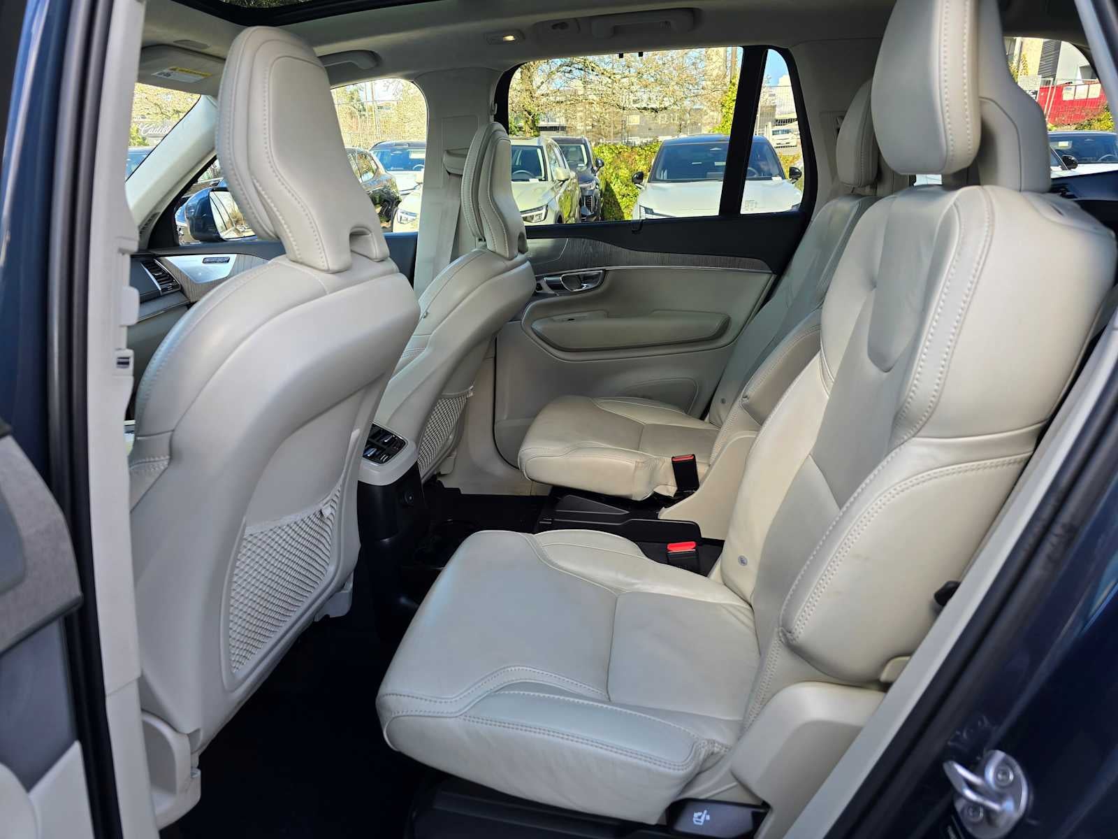 2023 Volvo XC90 Recharge Plug-In Hybrid Ultimate