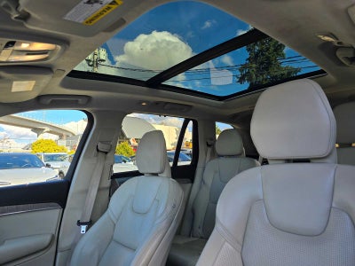 2023 Volvo XC90 Recharge Plug-In Hybrid Ultimate