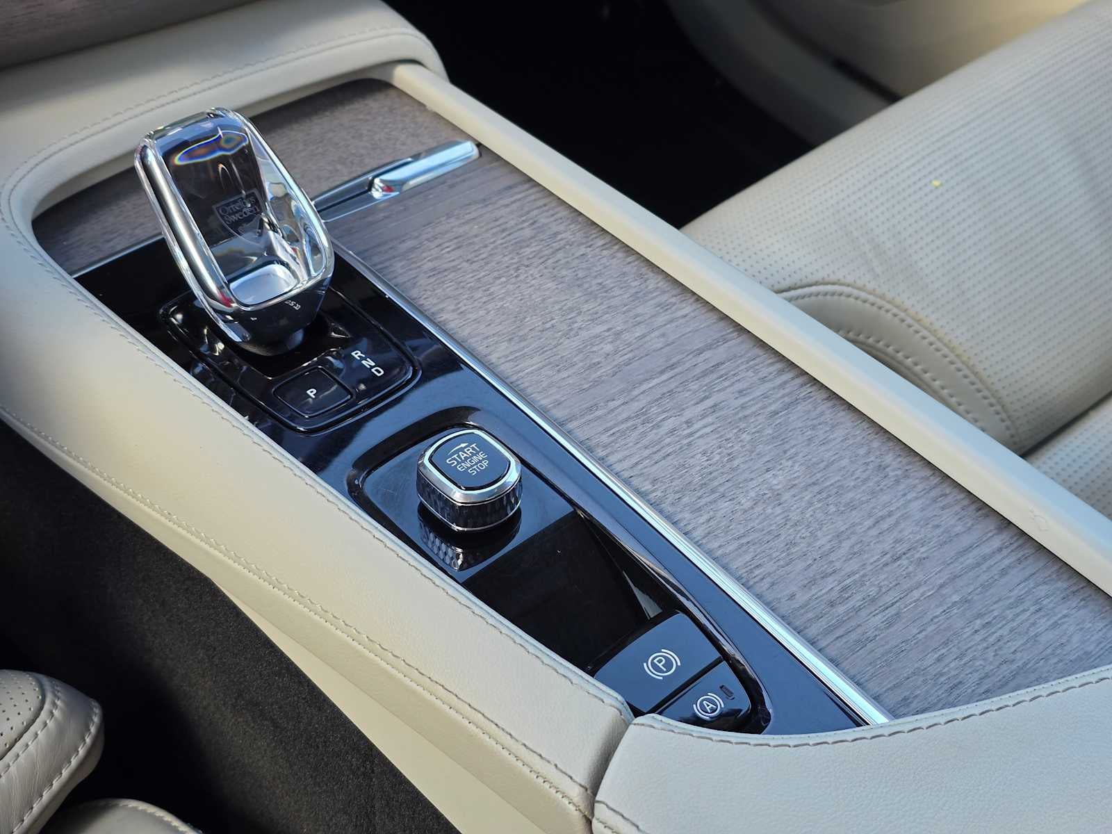 2023 Volvo XC90 Recharge Plug-In Hybrid Ultimate