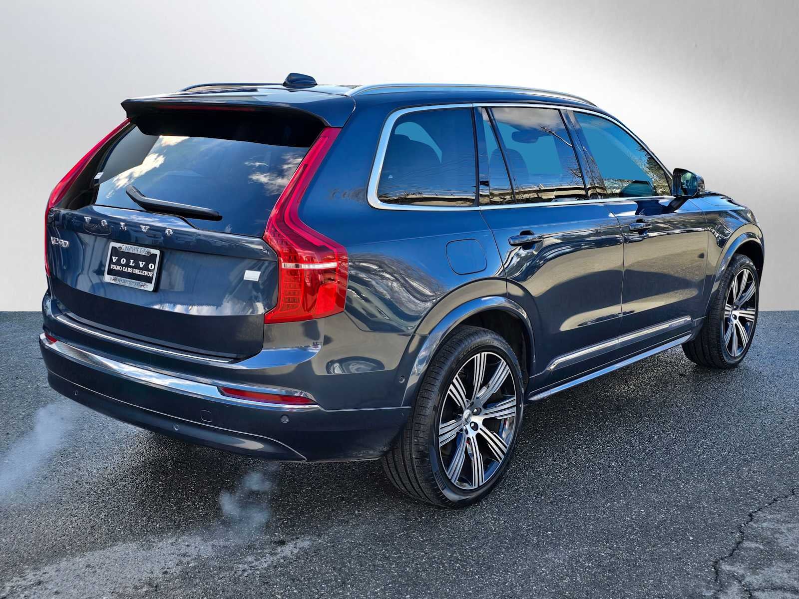 2023 Volvo XC90 Recharge Plug-In Hybrid Ultimate