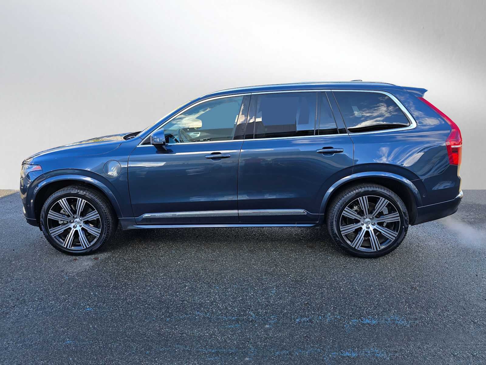 2023 Volvo XC90 Recharge Plug-In Hybrid Ultimate