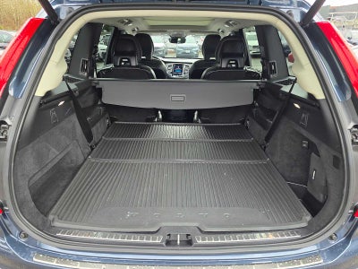 2023 Volvo XC90 Recharge Plug-In Hybrid Ultimate