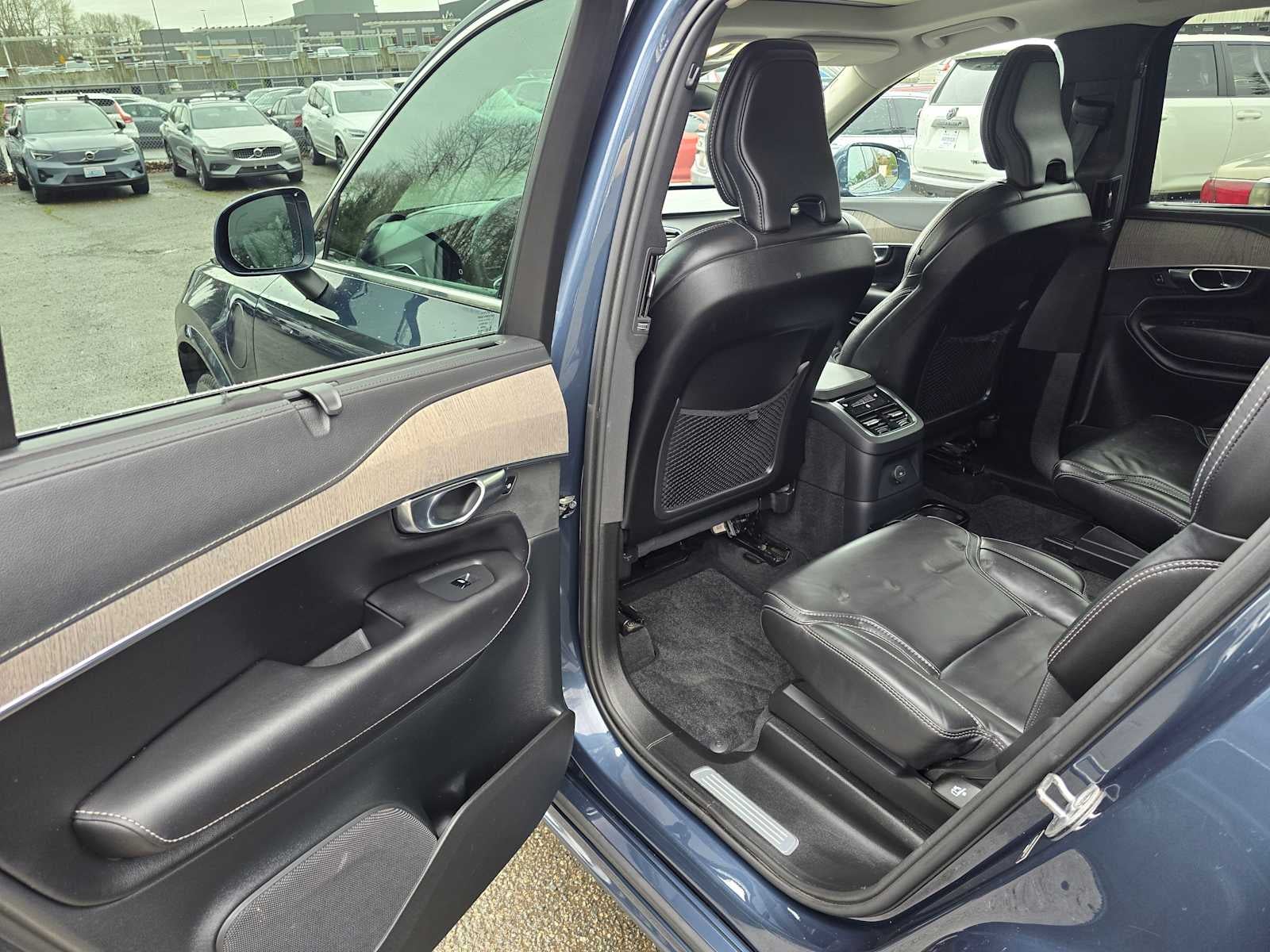 2023 Volvo XC90 Recharge Plug-In Hybrid Ultimate