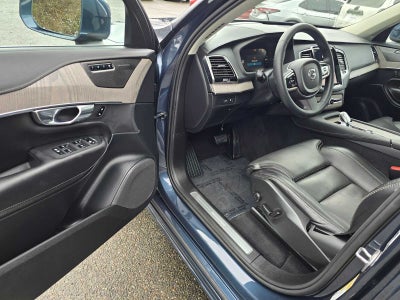 2023 Volvo XC90 Recharge Plug-In Hybrid Ultimate