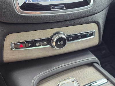 2023 Volvo XC90 Recharge Plug-In Hybrid Ultimate