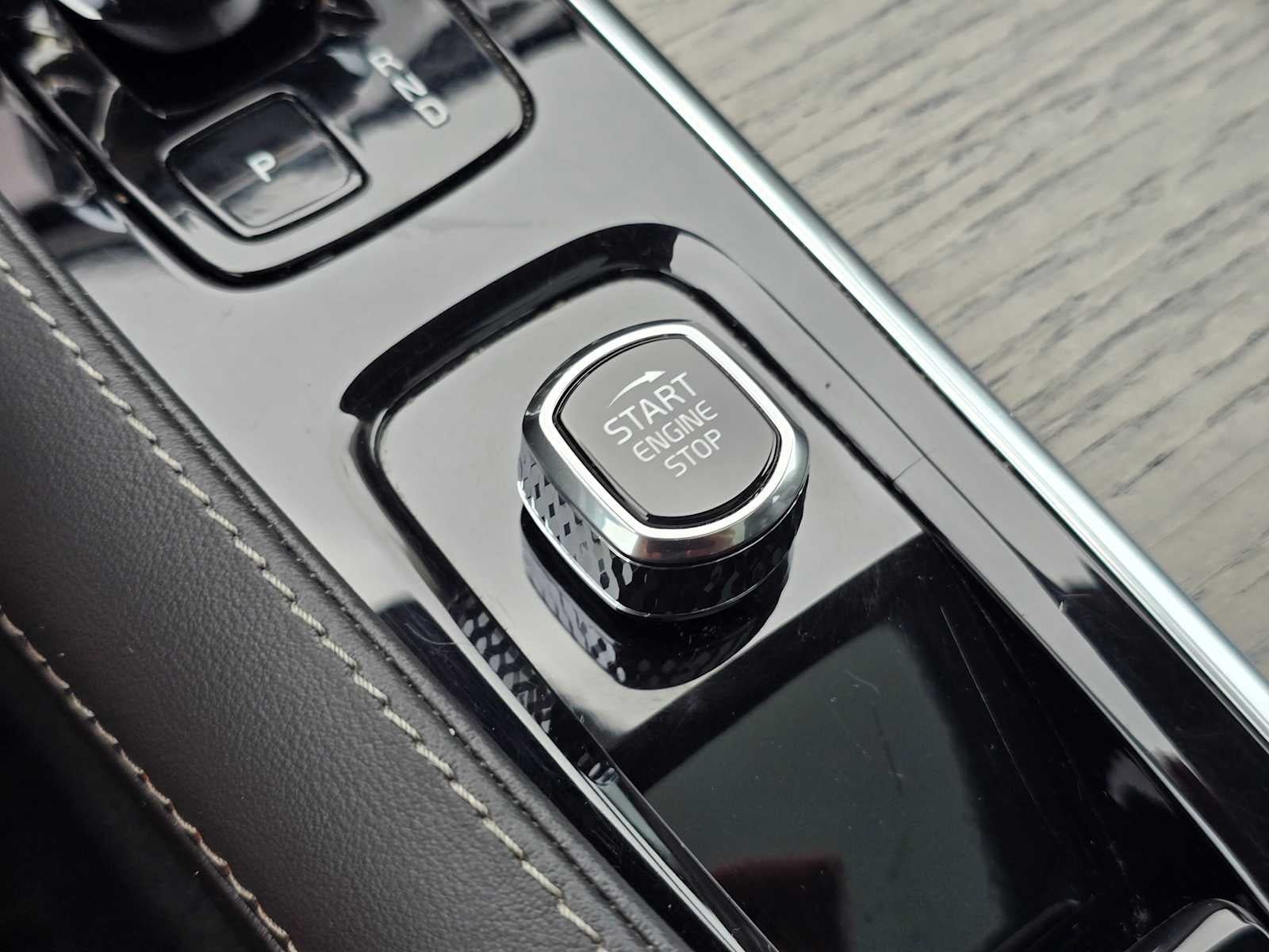 2023 Volvo XC90 Recharge Plug-In Hybrid Ultimate