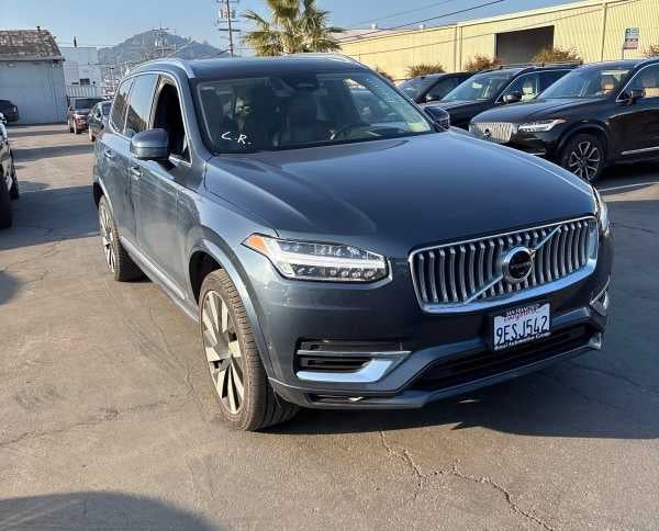 2023 Volvo XC90 Recharge Plug-In Hybrid Ultimate