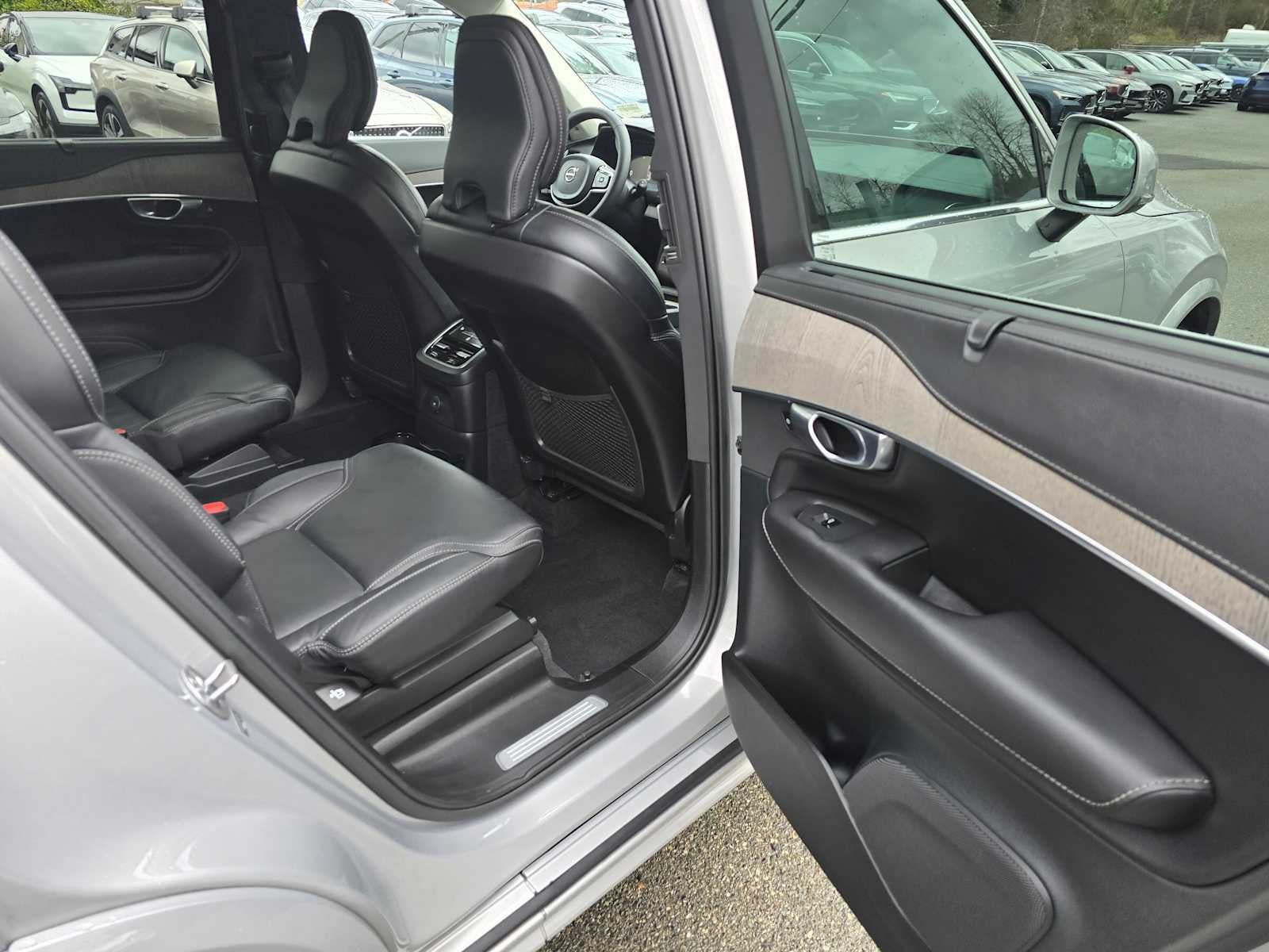 2023 Volvo XC90 Recharge Plug-In Hybrid Ultimate