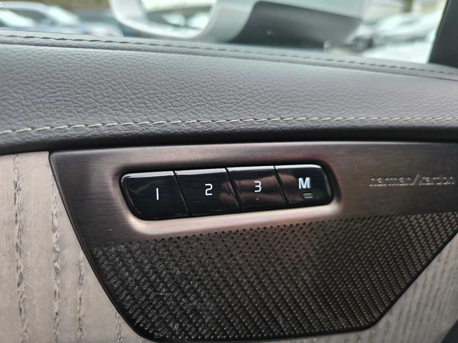 2023 Volvo XC90 Recharge Plug-In Hybrid Ultimate