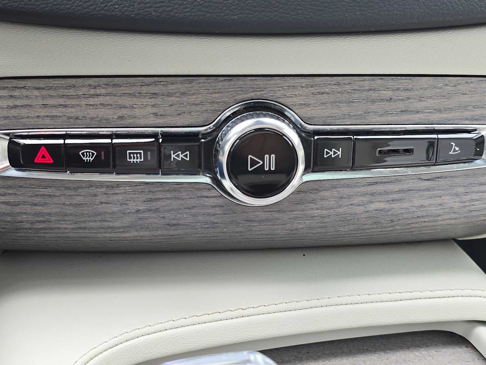 2023 Volvo XC90 Recharge Plug-In Hybrid Ultimate